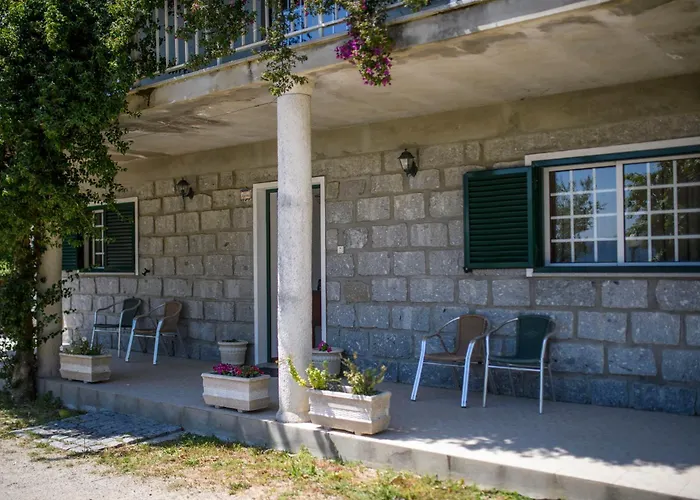 Afonso's House Gerês I